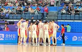 趣体育入口-国际比赛日山东男篮防线松动——欧冠节点到来，压力陡增，控场能力受关注 